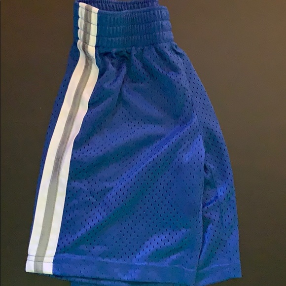 Boys Athletic shorts size 5/6 - Picture 5 of 5
